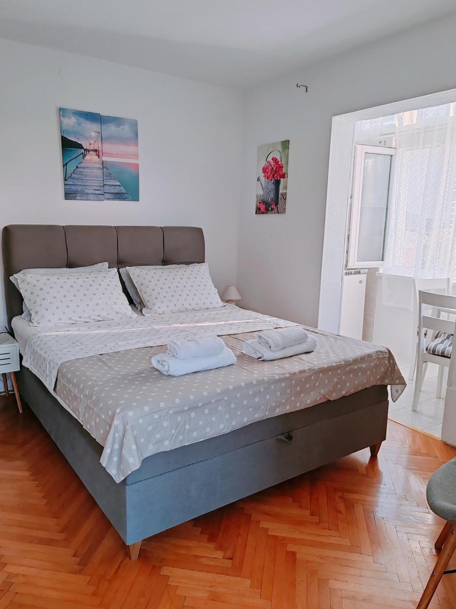 Studio Bobo Rovinj Exteriör bild